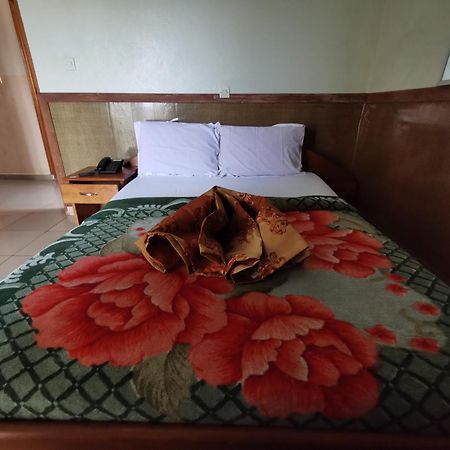 Tchatcha Hotel Yaoundé 外观 照片