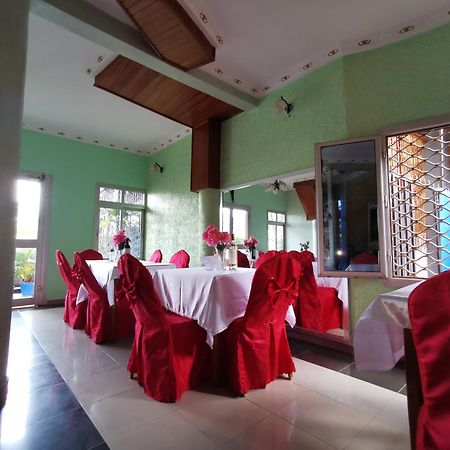 Tchatcha Hotel Yaoundé 外观 照片