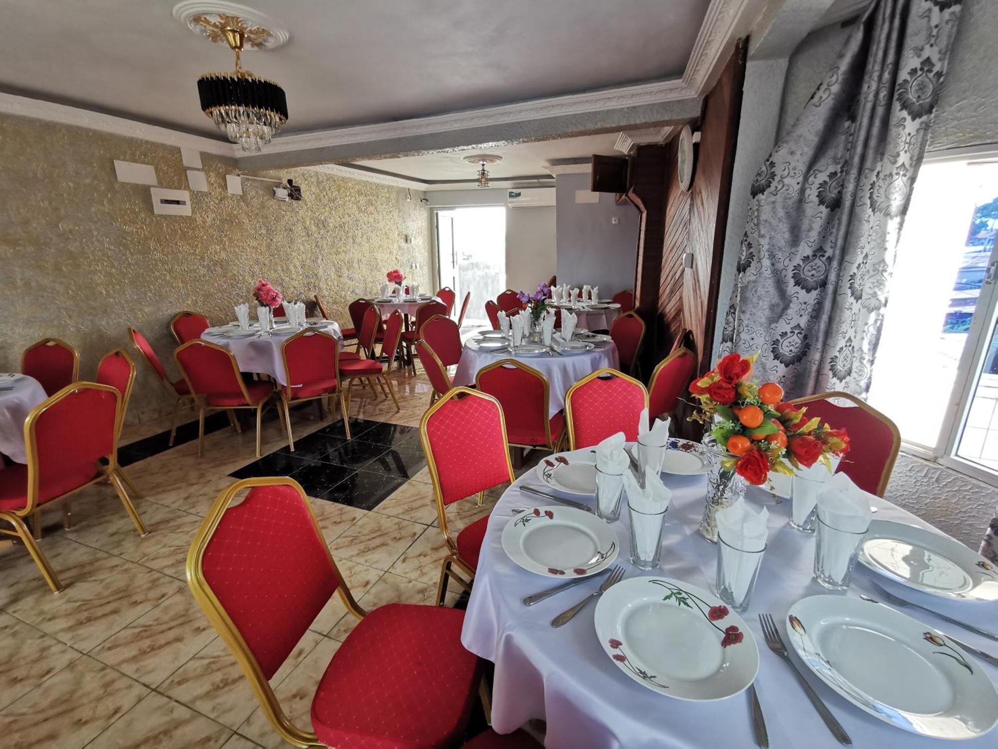 Tchatcha Hotel Yaoundé 外观 照片