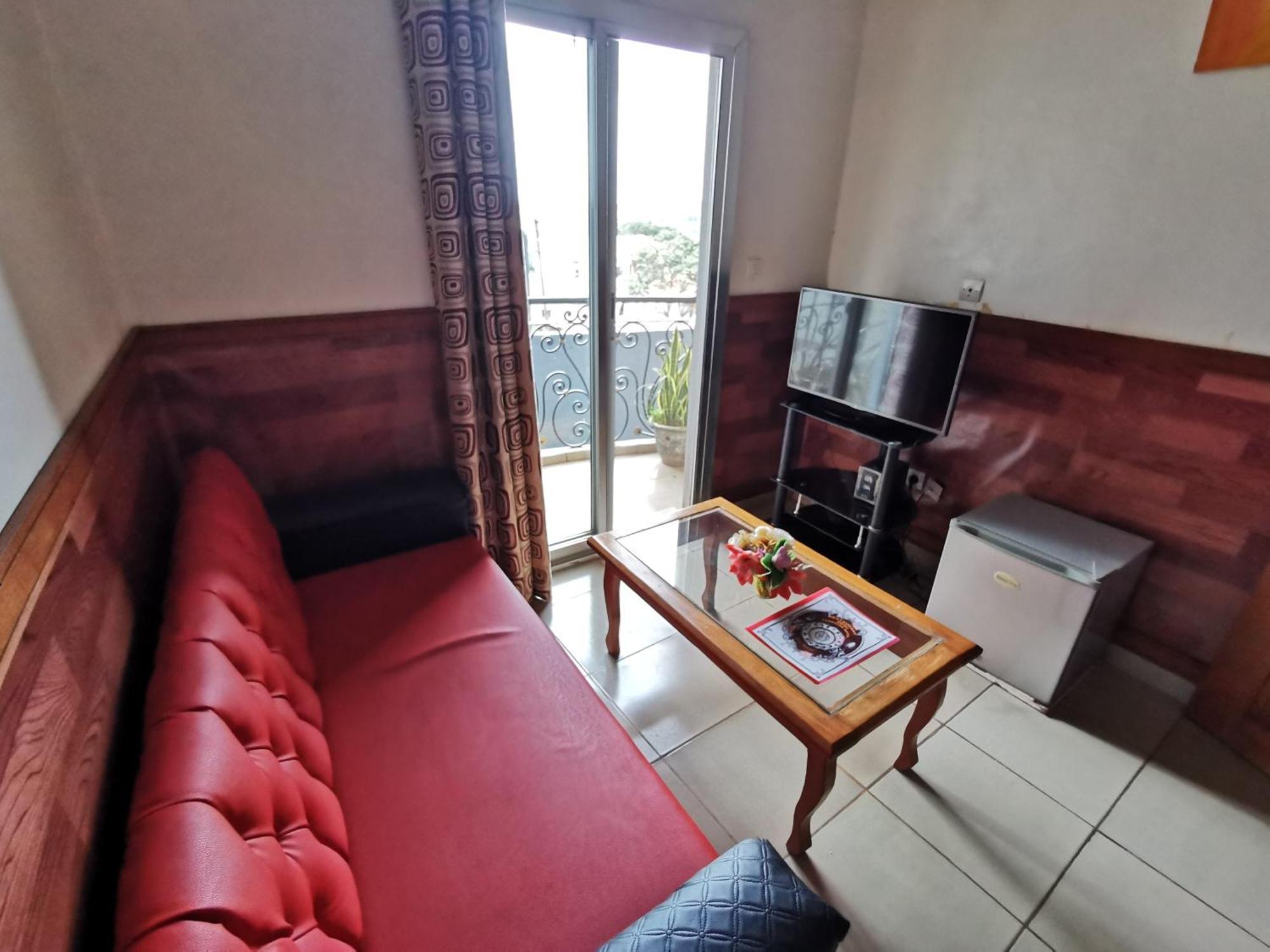 Tchatcha Hotel Yaoundé 外观 照片