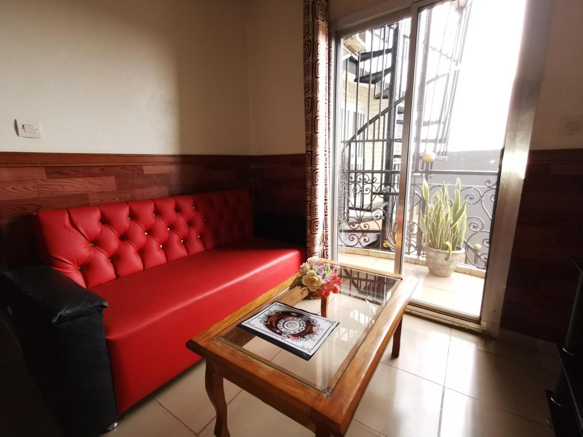 Tchatcha Hotel Yaoundé 外观 照片