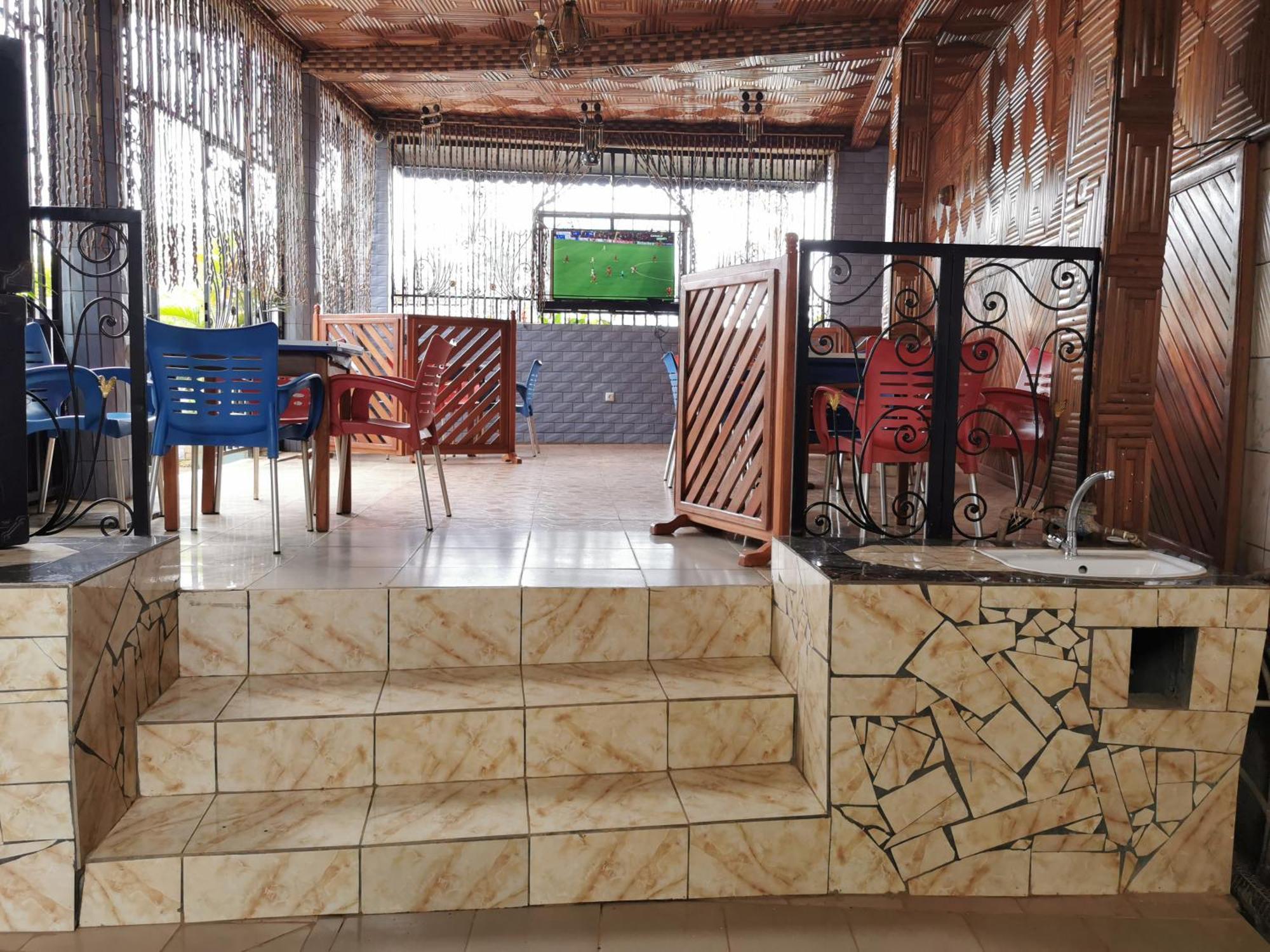 Tchatcha Hotel Yaoundé 外观 照片