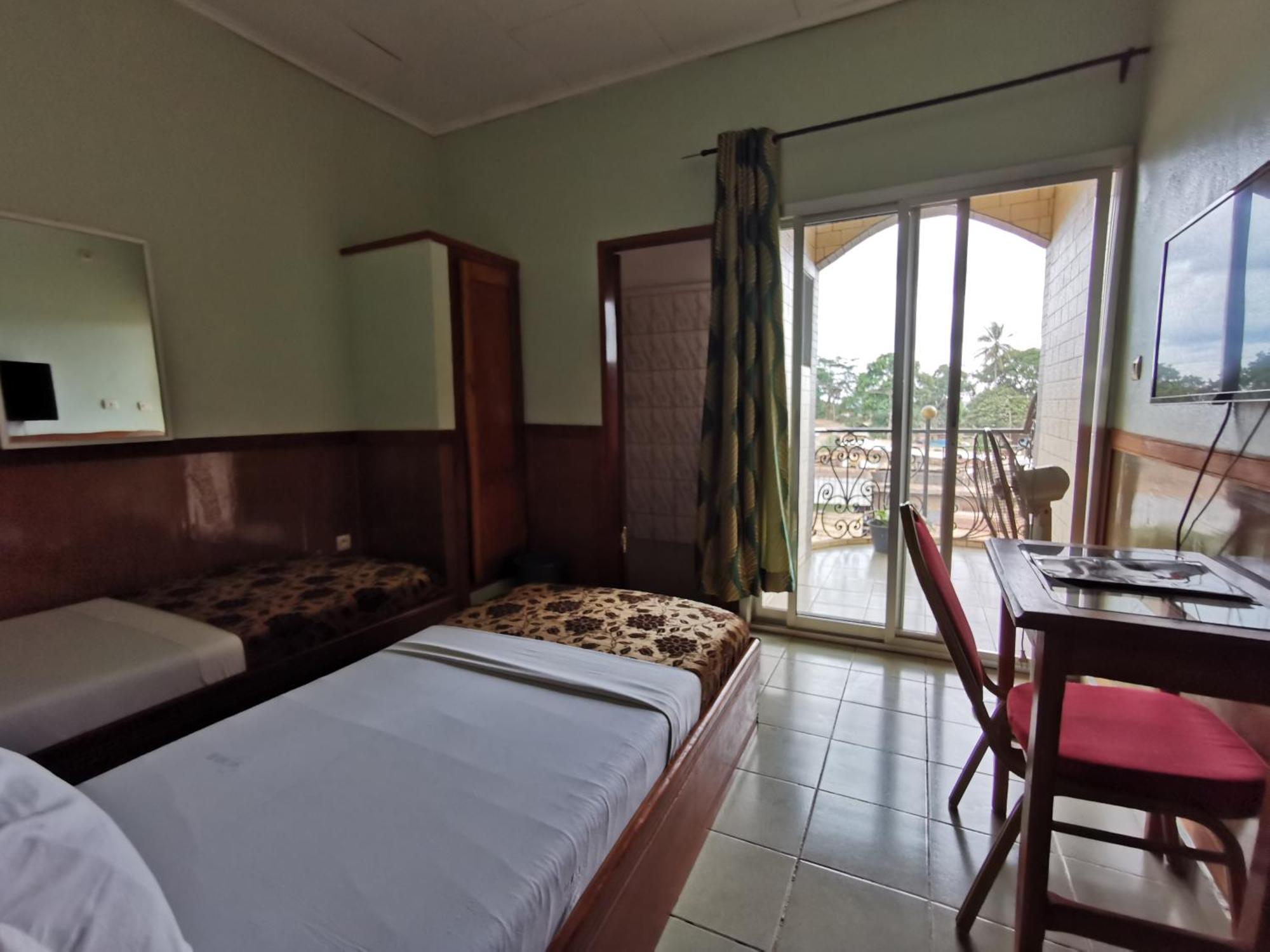 Tchatcha Hotel Yaoundé 外观 照片