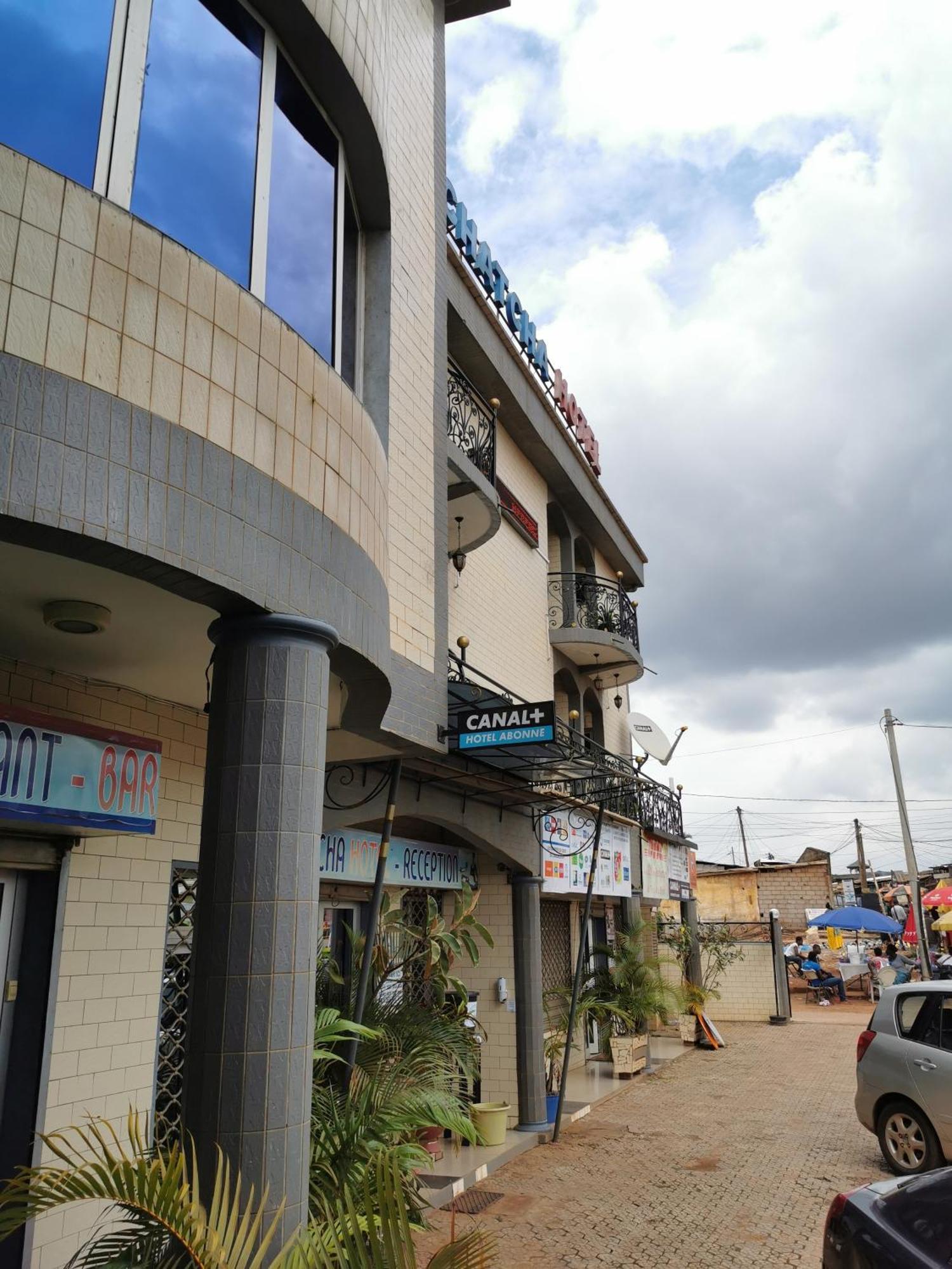 Tchatcha Hotel Yaoundé 外观 照片