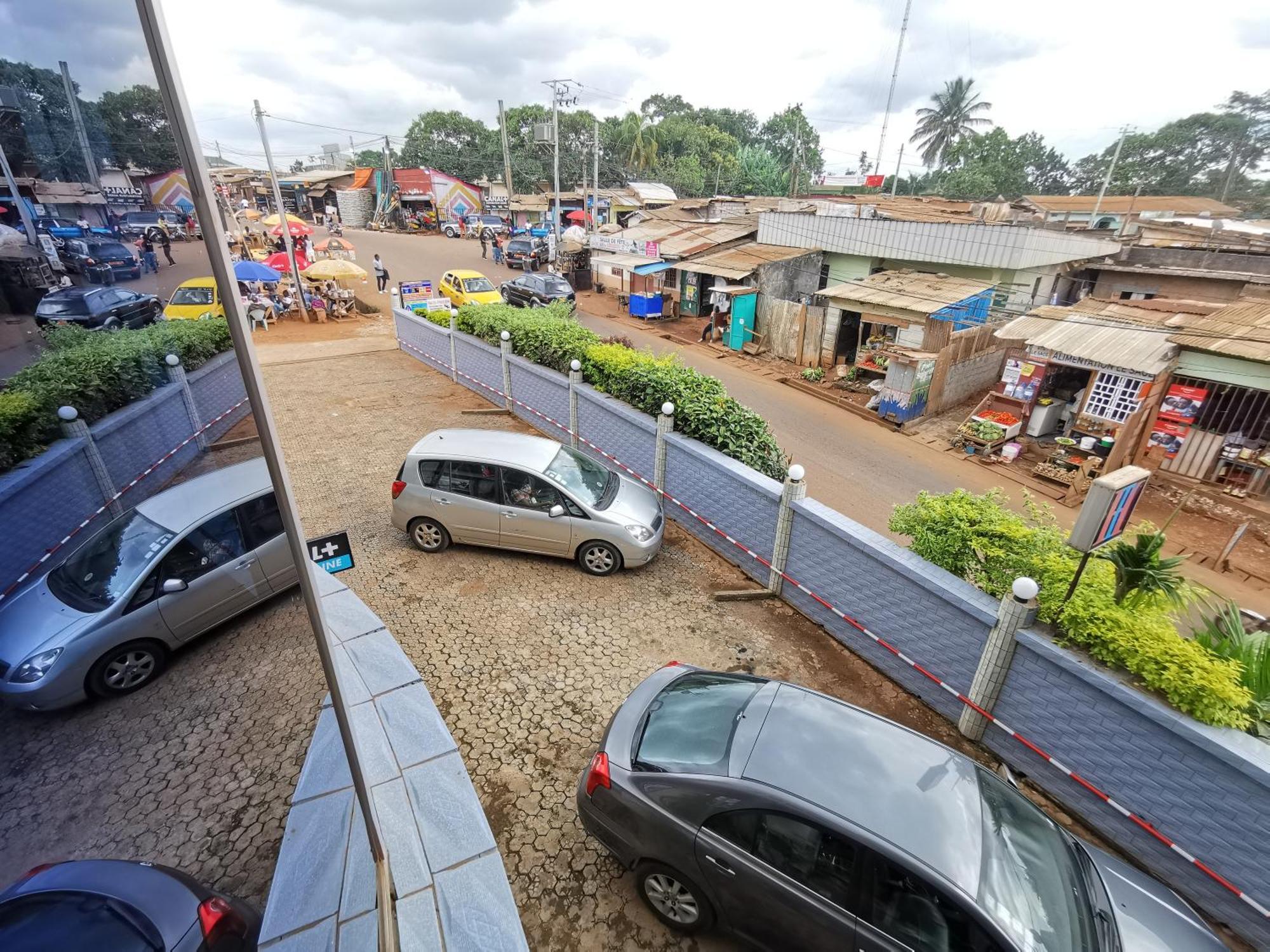 Tchatcha Hotel Yaoundé 外观 照片