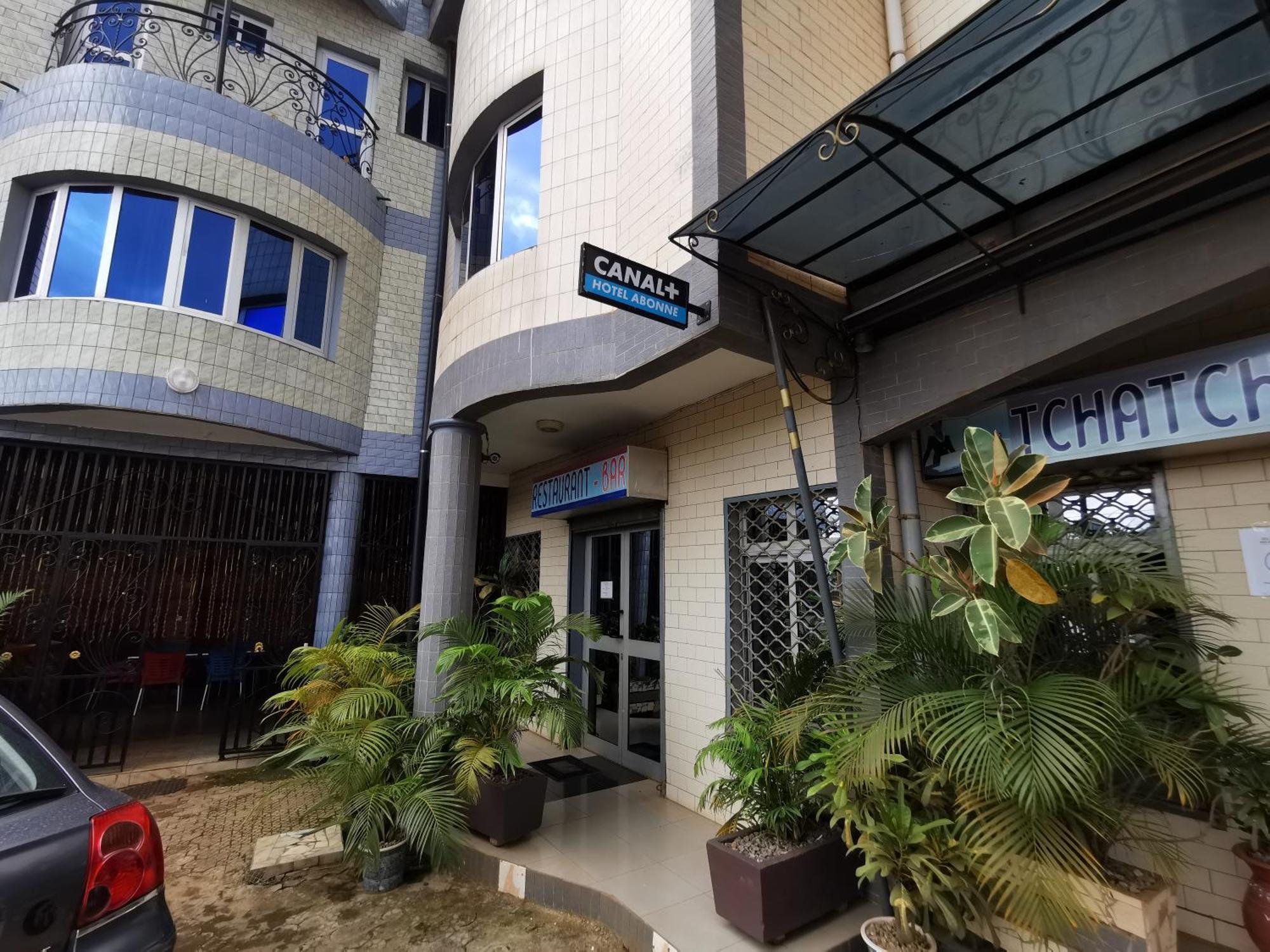 Tchatcha Hotel Yaoundé 外观 照片